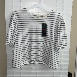 Levi’s women’s black & white striped tie crop top size XL NWT!